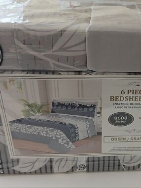 Queen 6-Piece Blue Floral Deep Pocket Bed Sheet Set